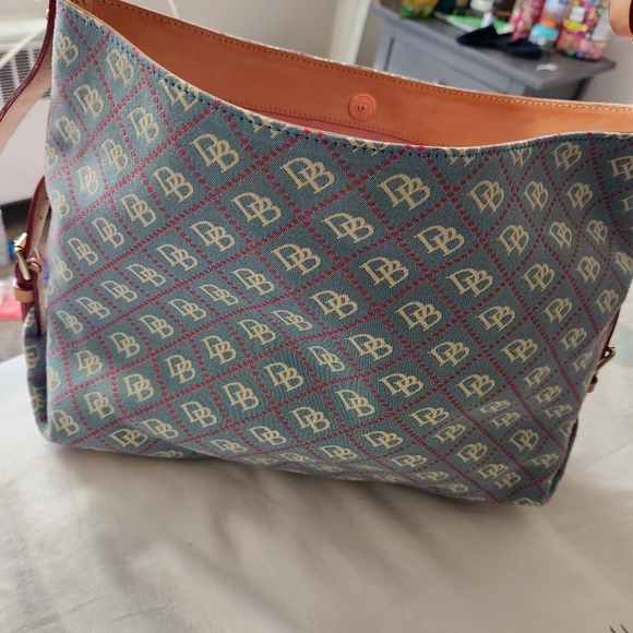 Vintage Dooney & Bourke Shoulder Bag - Picture 5 of 7